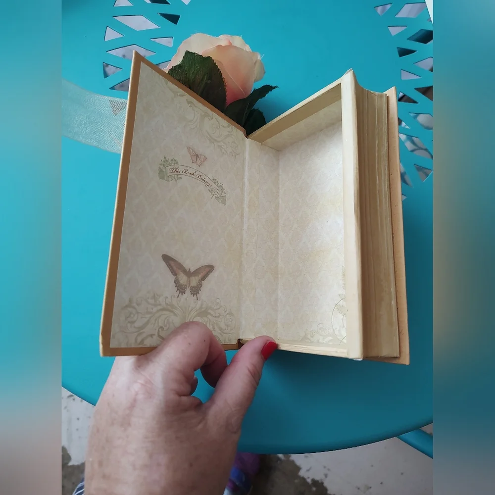 Book Storage Box - Picture 2 of 3